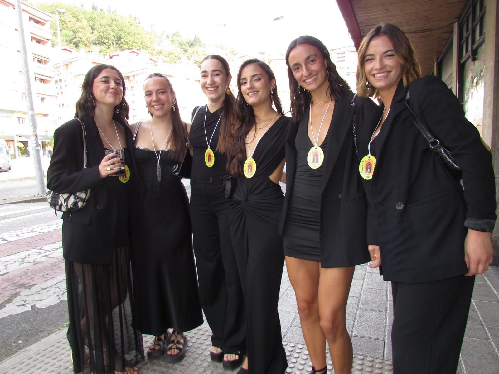 Arrasate se viste de gala para celebrar Maritxu Kajoi