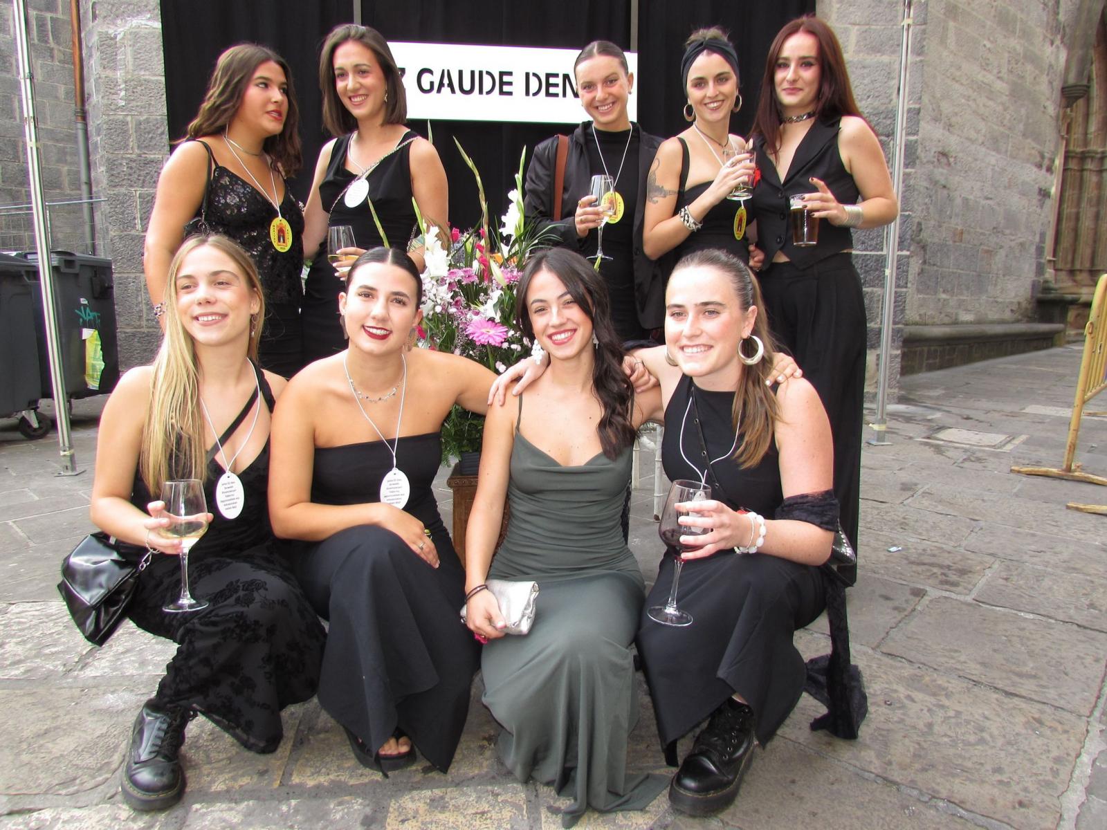 Arrasate se viste de gala para celebrar Maritxu Kajoi