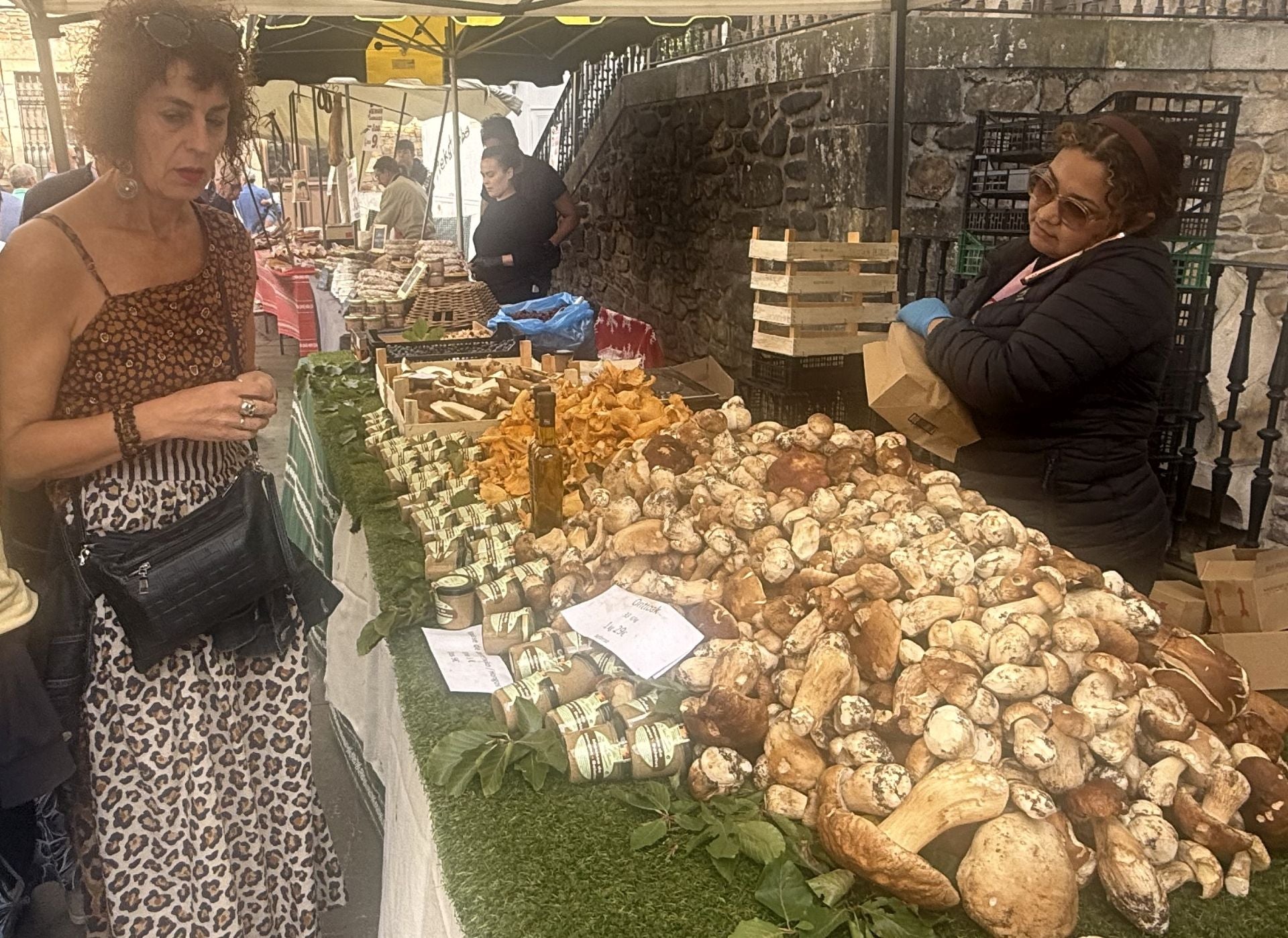 Las kuadrillas llenan un Oñati muy &#039;tropical&#039;