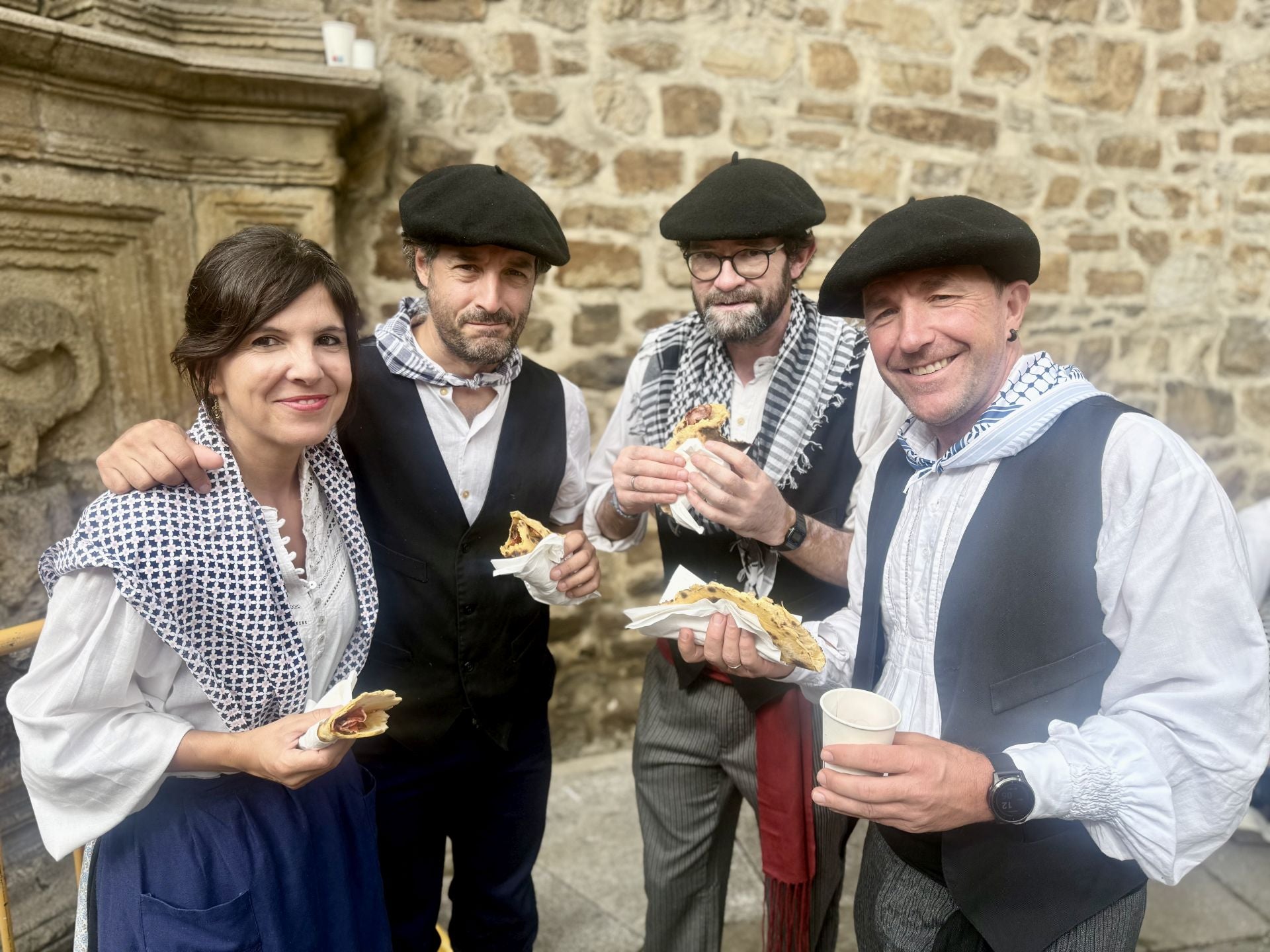 Las kuadrillas llenan un Oñati muy &#039;tropical&#039;