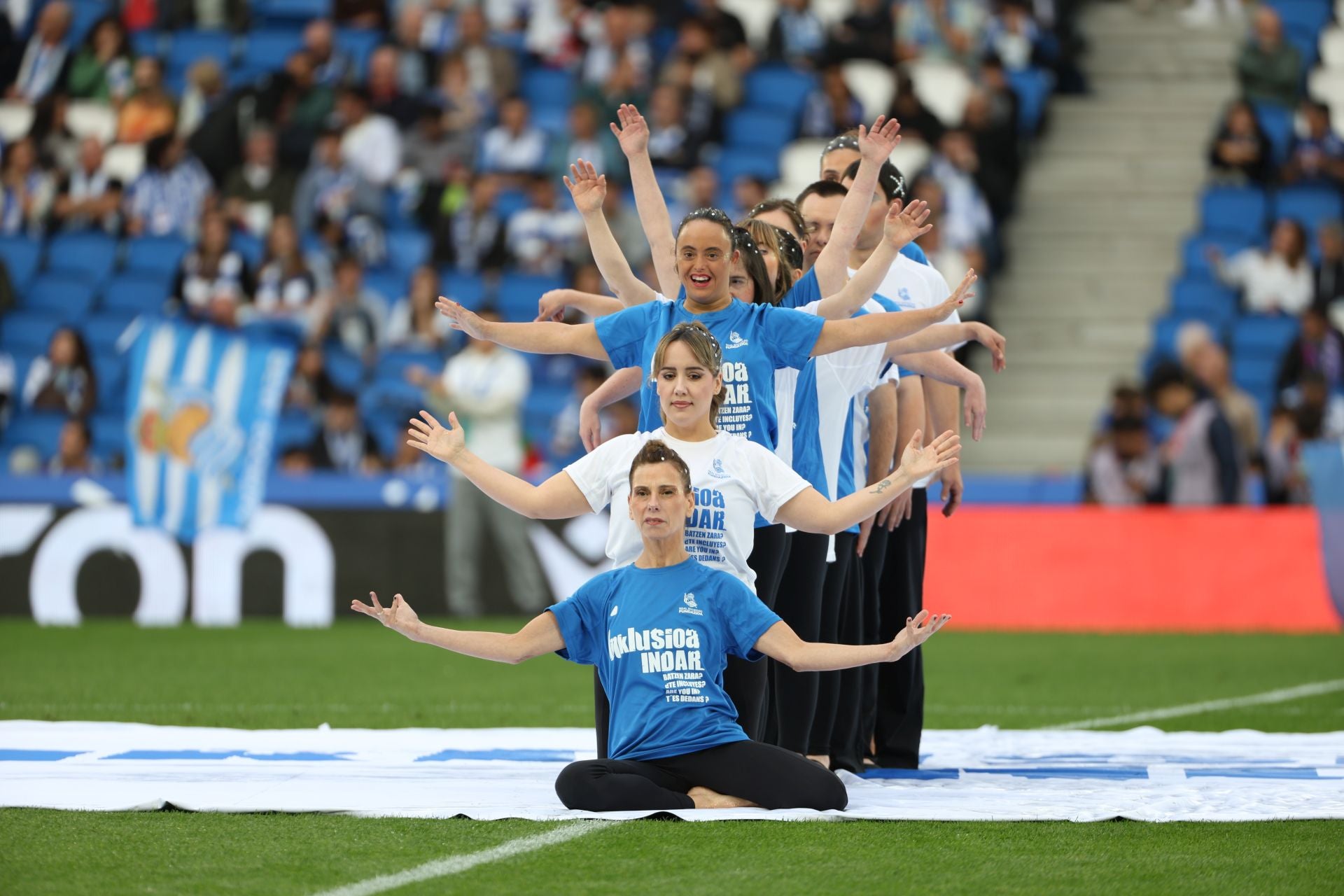 Las mejores imágenes del encuentro entre la Real Sociedad y el Rayo Vallecano