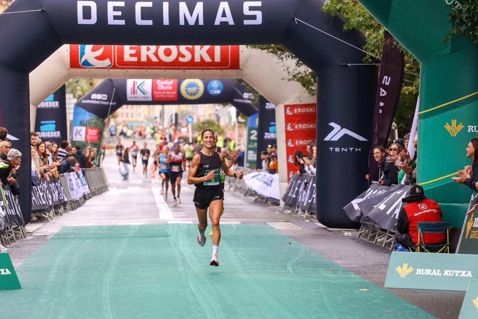Irene Pelayo y Artur Bossy ganan el Medio Maratón de Donostia