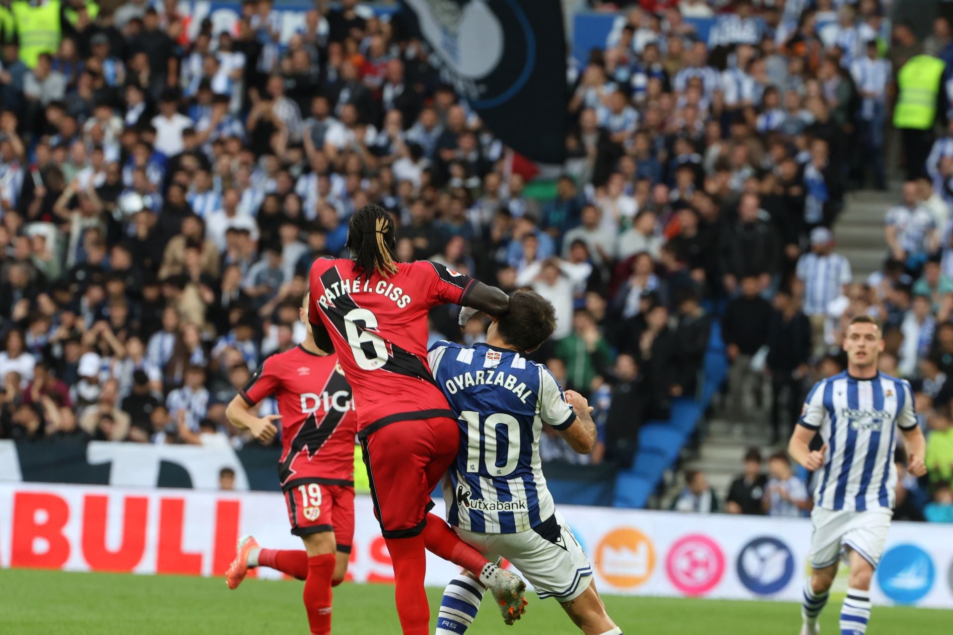 Las mejores imágenes del encuentro entre la Real Sociedad y el Rayo Vallecano