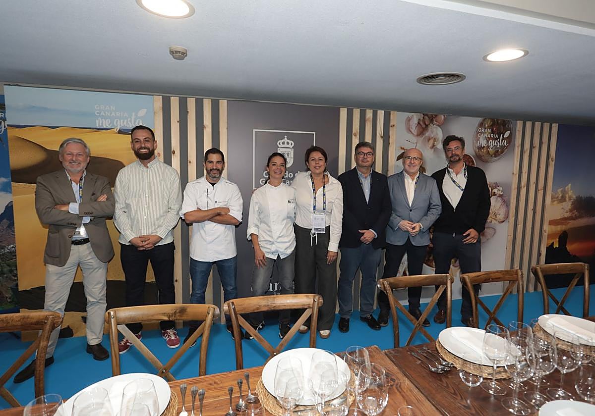 Una treintena de invitados disfrutó del menú elaborado en el comedor de Gran Canaria.