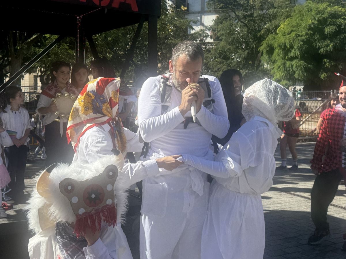 La locura de la Bixamon de Rosario: de la flotilla a Mitoaroa