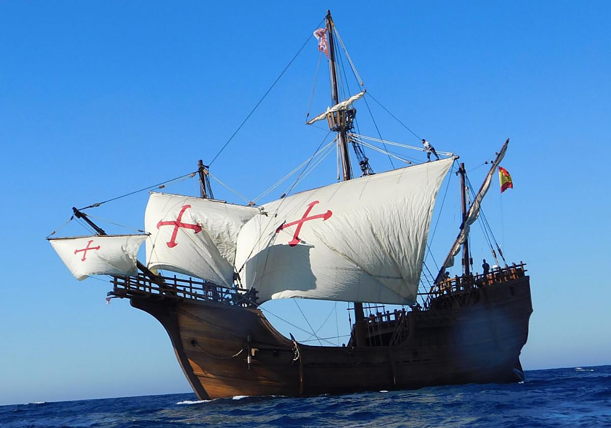 Vista de la Nao Santa María durante una de sus travesías.
