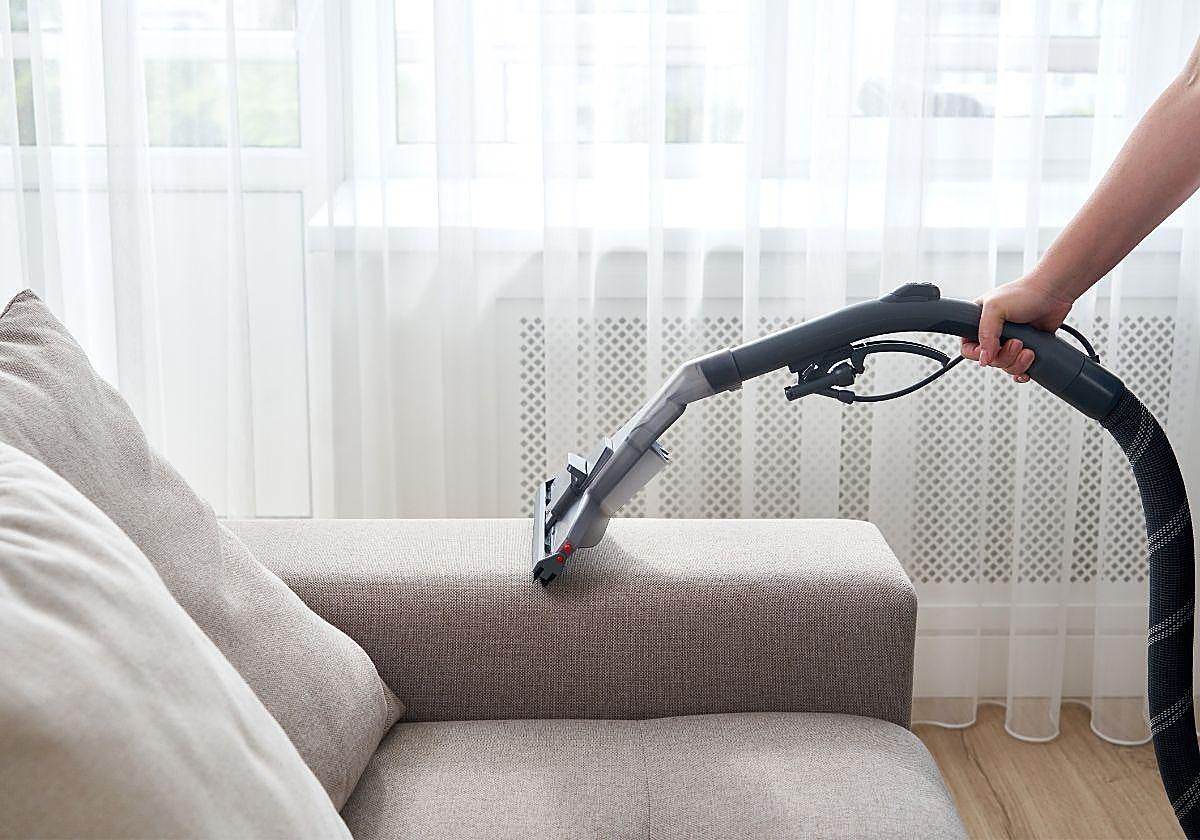 El método japonés para dejar de usar la aspiradora en casa y decir adiós a la suciedad