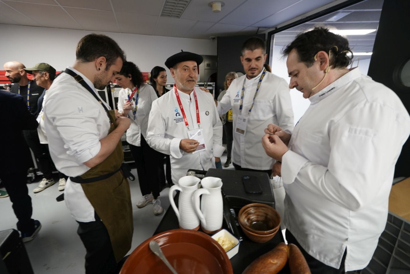 ¿Cómo se comía en un ballenero vasco del siglo XVI?