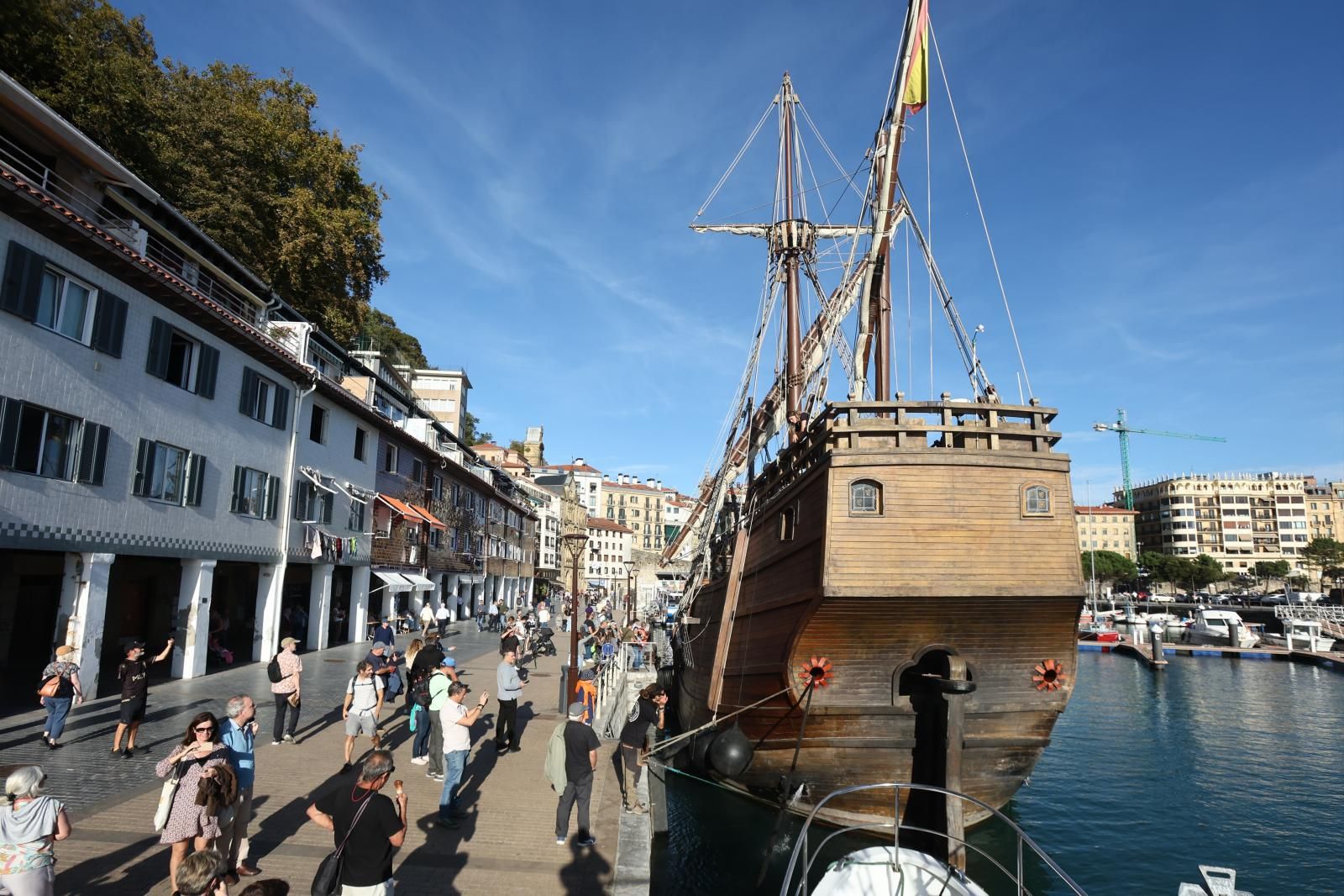 La nao Santa María llega a San Sebastián
