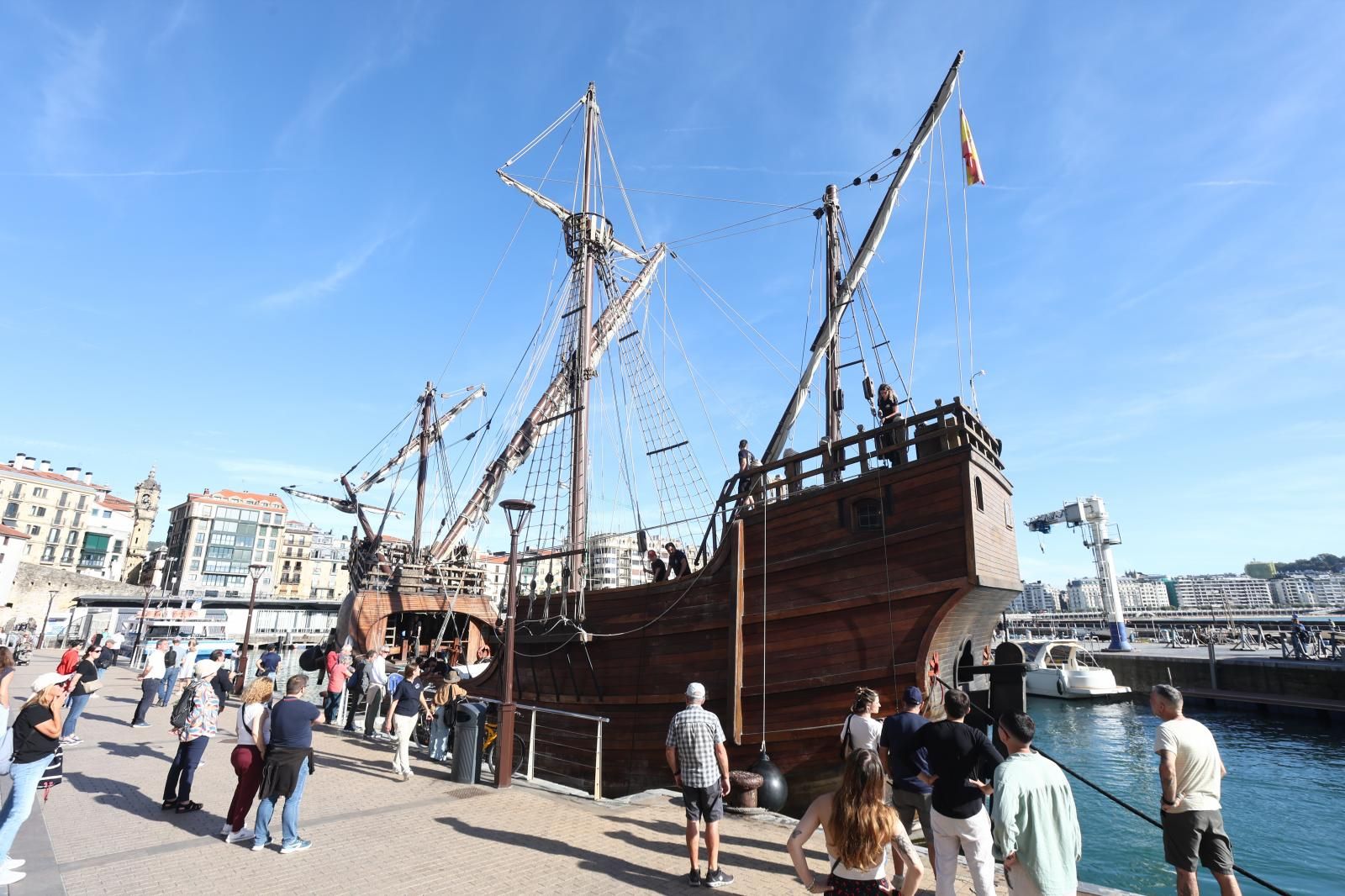 La nao Santa María llega a San Sebastián