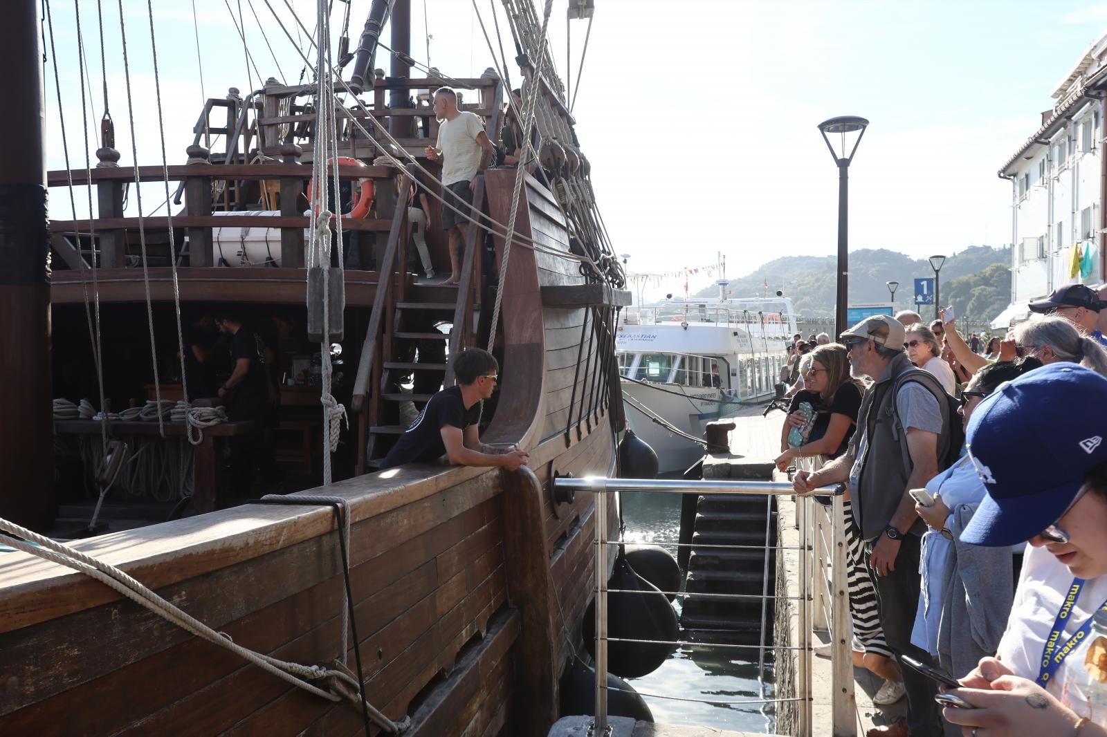 La nao Santa María llega a San Sebastián