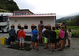 La Mancomunidad instala un nuevo mini punto limpio en Lesaka