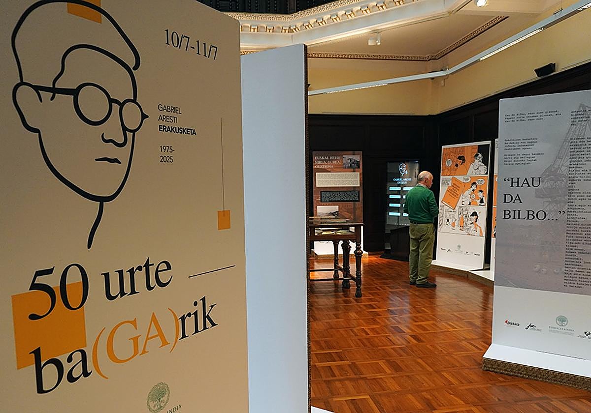 Euskaltzaindiak Gabriel Arestiren omenezko erakusketa antolatu du