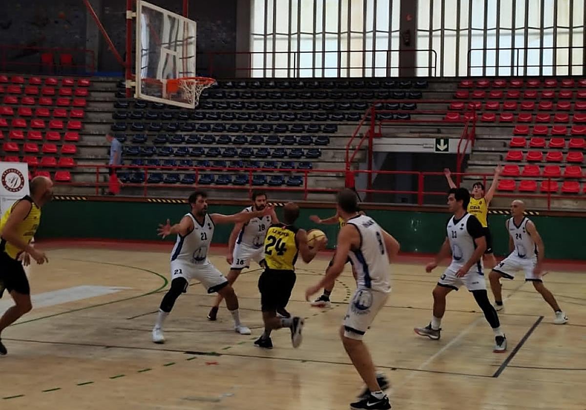 Los dos equipos sénior buscan una victoria esta tarde para recuperar sensaciones positivas.