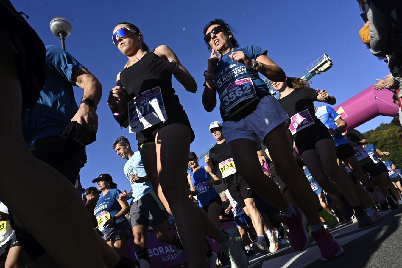 Sol y buen ambiente en el Cross 3 playas