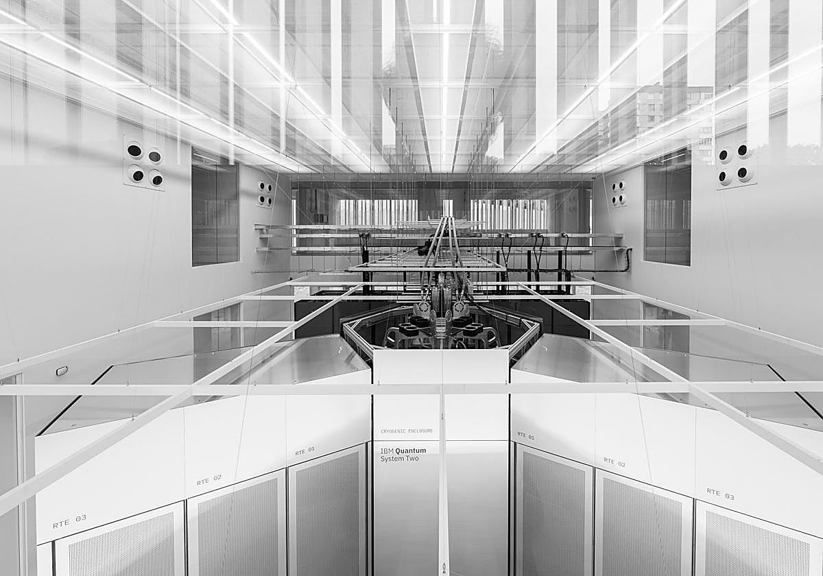 El procesador Heron de 156 cúbits trabaja en equilibrio extremo, donde cada cúbit puede ser cero y uno al mismo tiempo.