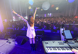 El 5 de abril se celebró la primera edición de Flashback con gran éxito.