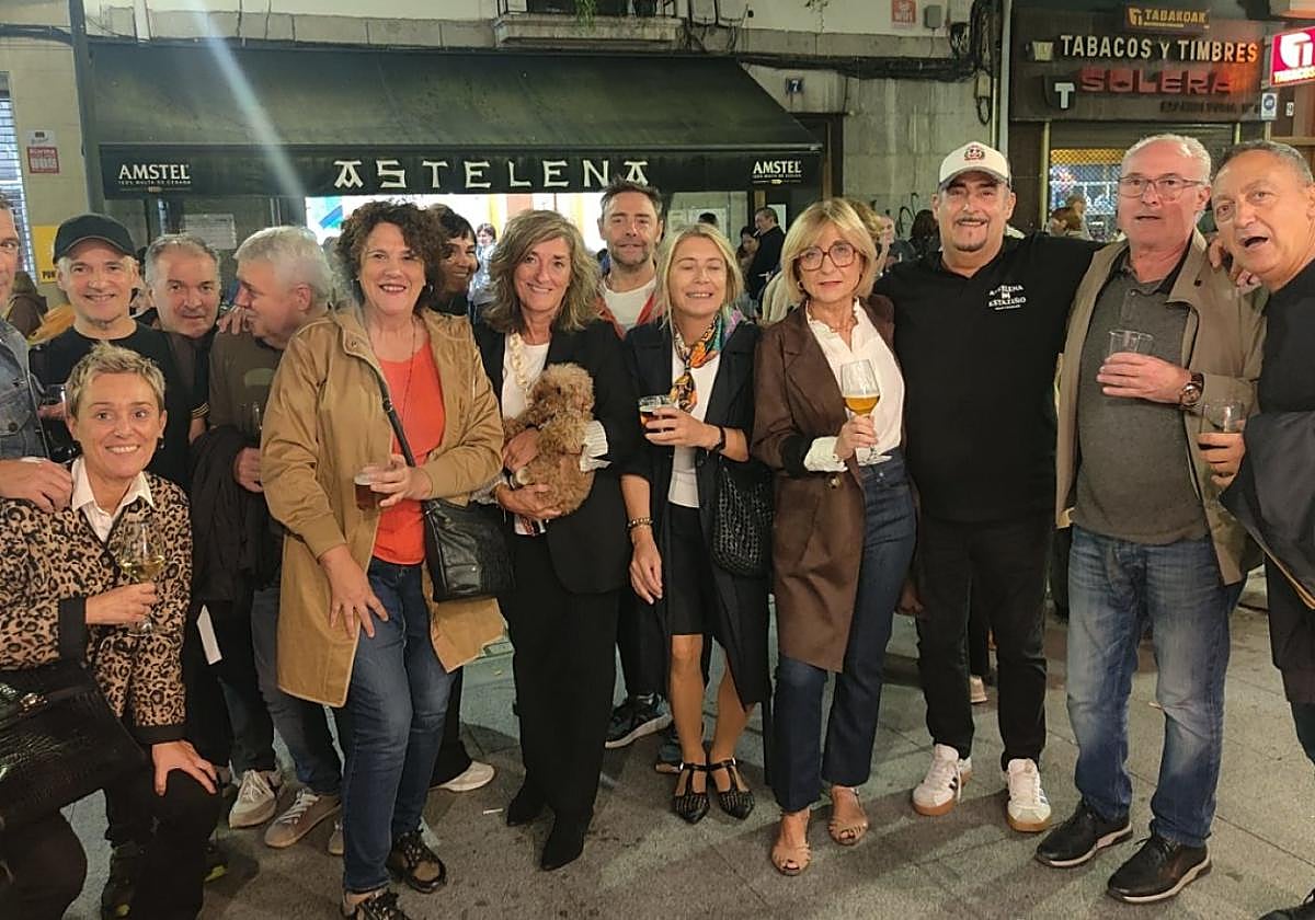 La reapertura de Astelena Estaziño ha sido entendida como un revulsivo para la popular calle.