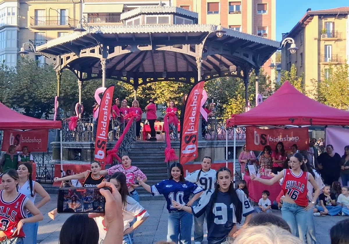 La lucha contra el cáncer tomó el Ensanche