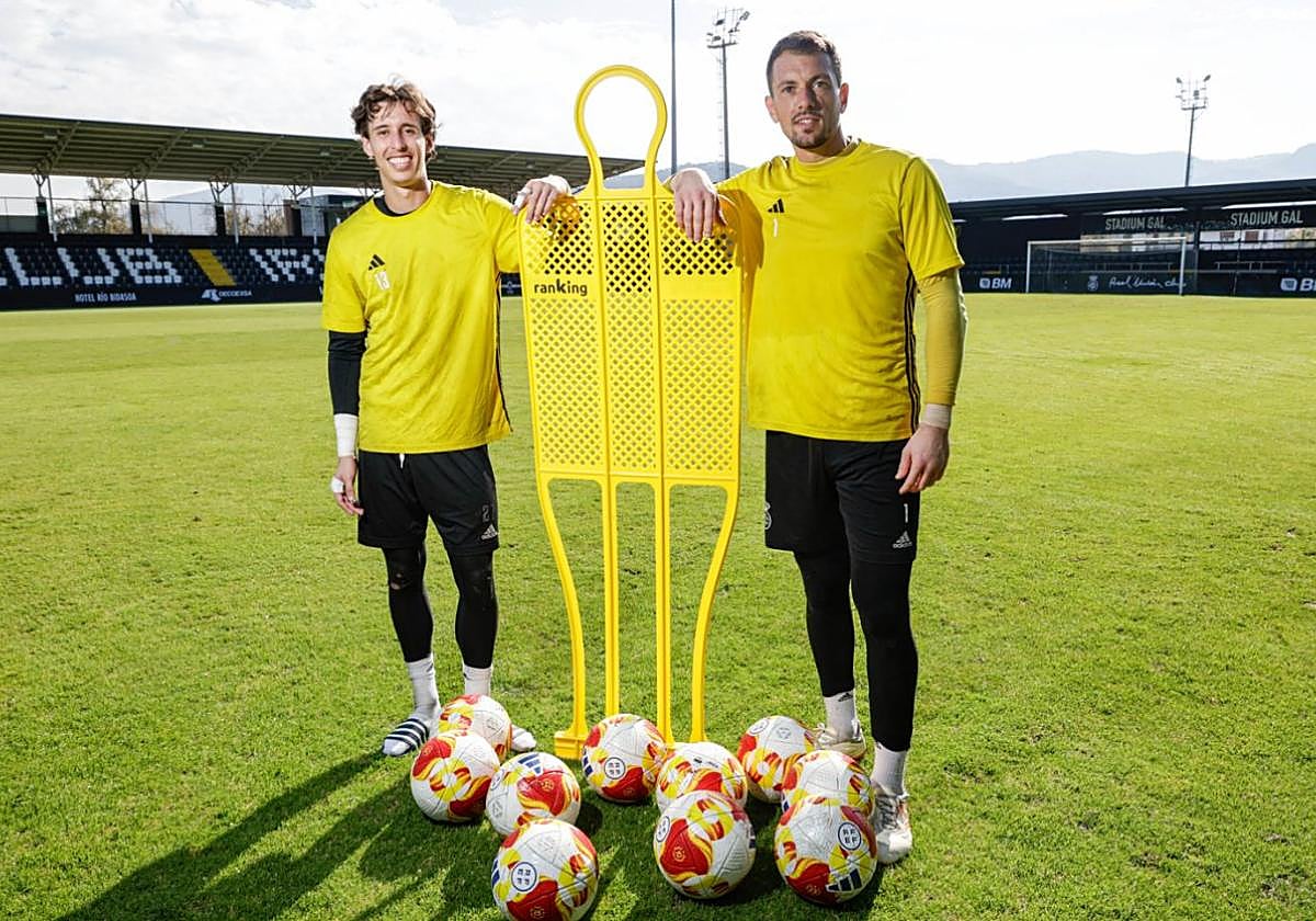 Impenetrable. La portería delReal Unión, con Lander y Jon Tena, se ha convertido en una barrera por la que no pasan los balones.