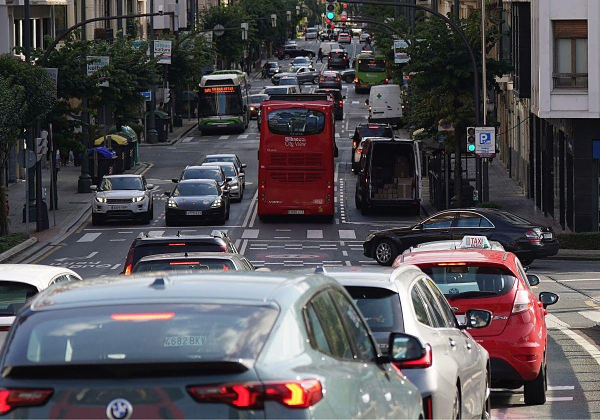 Cuenta atrás para las nuevas matrículas de color rosa en las carreteras: su significado y plazos de llegada