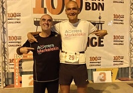 Xabi Salillas junto a Marc Giron, ganador de los 100 kilómetros.