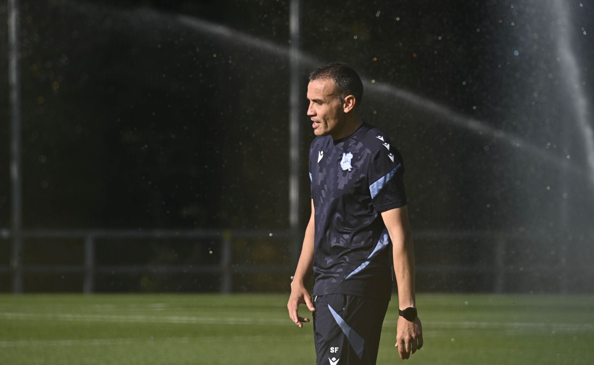 Reagrupamiento a dos días de otra final