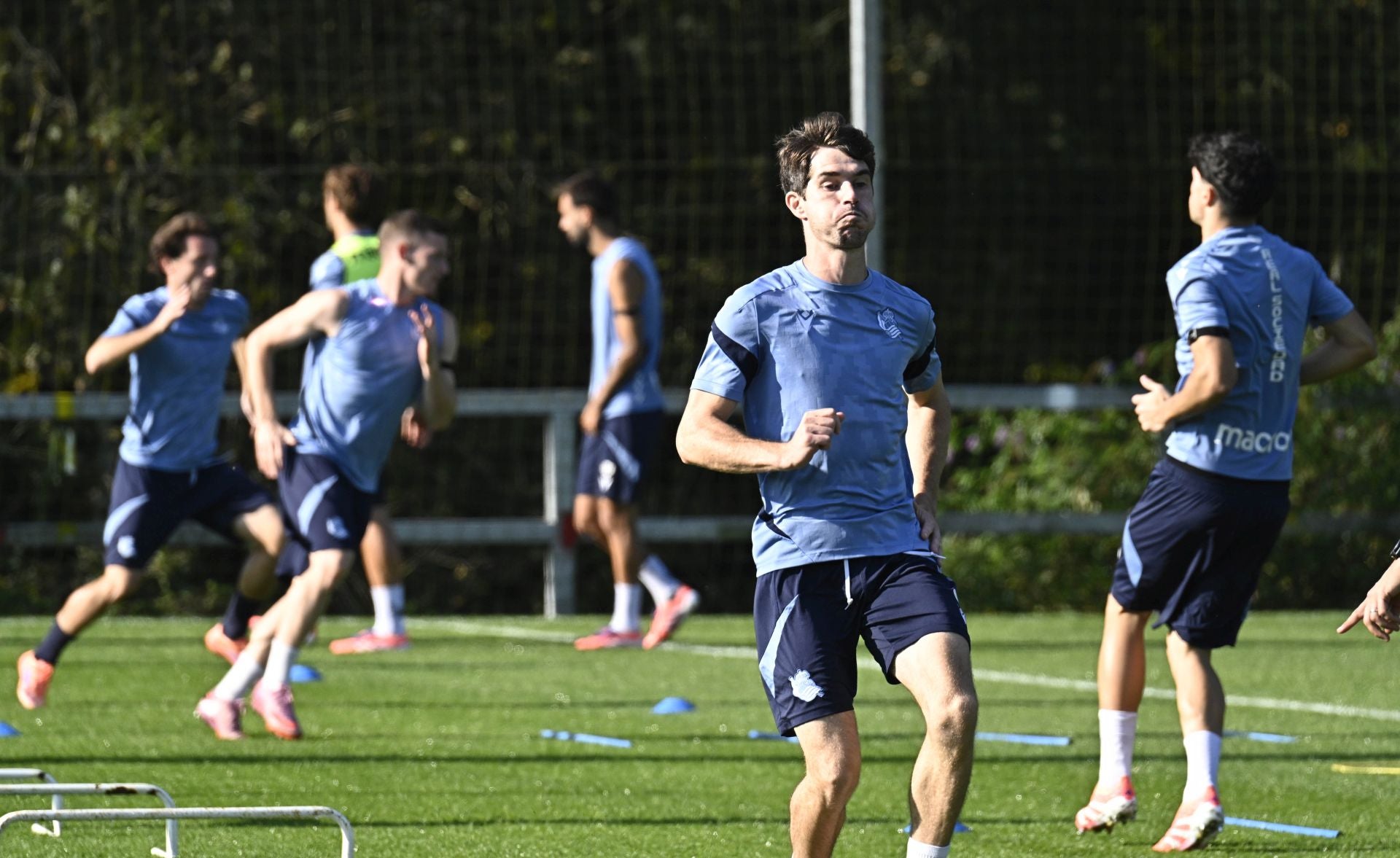 Reagrupamiento a dos días de otra final