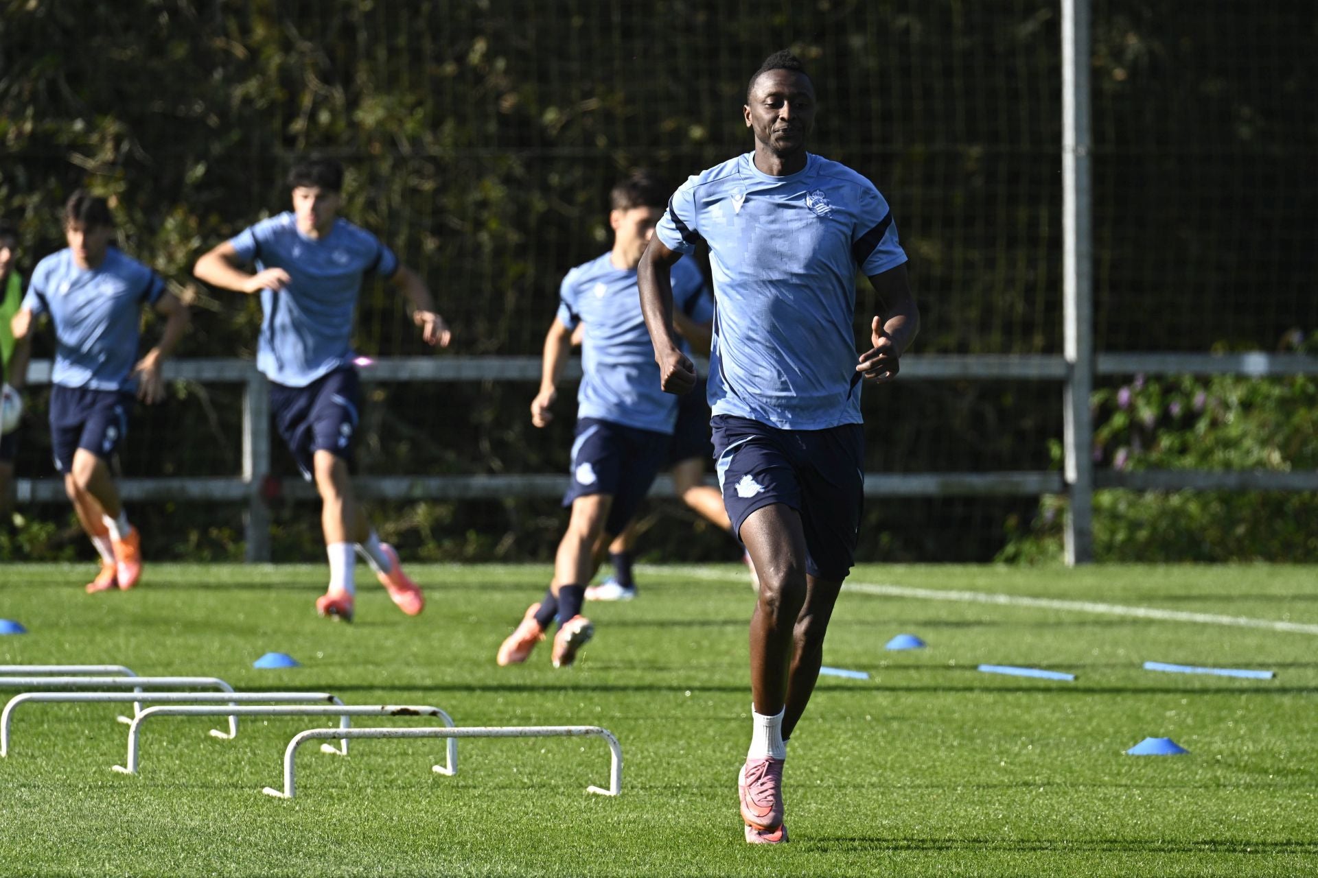 Reagrupamiento a dos días de otra final