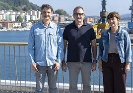En la imagen, de izquierda a derecha: Mikel Arruti, alclade de Lezo, Teo Alberro, alcalde Pasaia y Aizpea Otaegi Errenteria