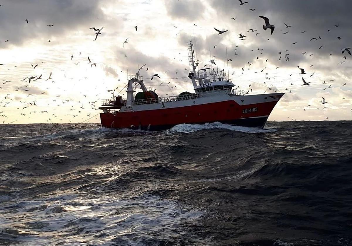 La prohibición de Escocia de pescar en sus aguas genera preocupación en la flota vasca