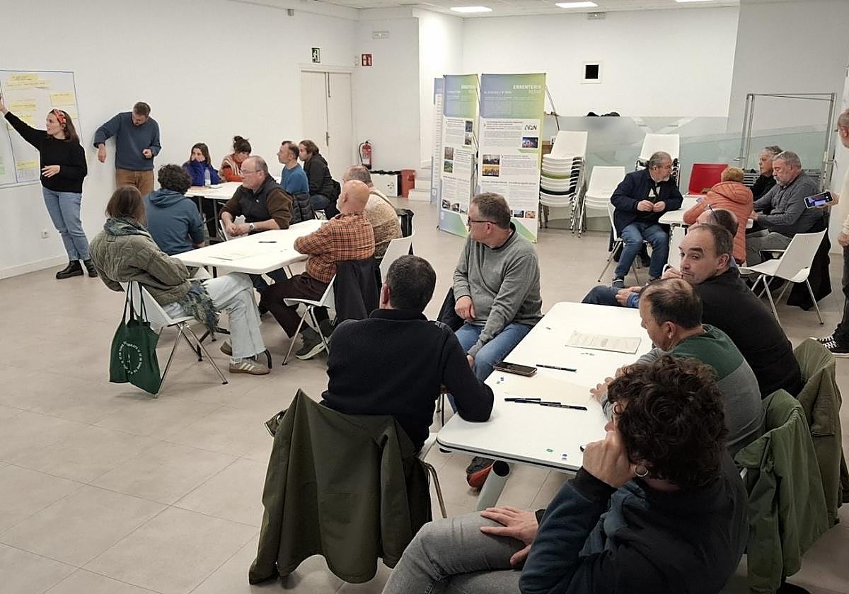 Imagen de una de las reuniones llevadas a cabo; la primera fase se llevó a cabo entre marzo y junio.