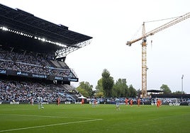 Los jugadores de la Real y el Celta se han quedado parados al inicio del partido.