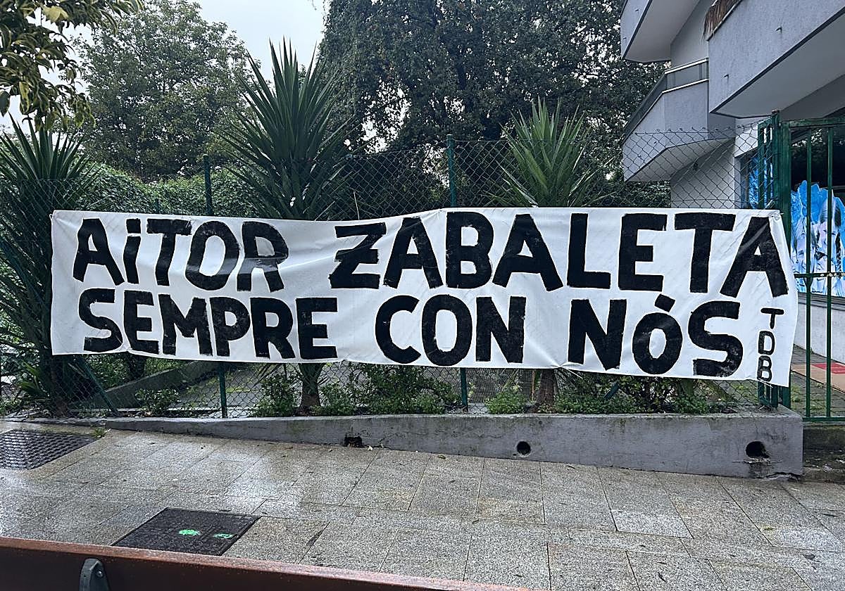 La afición del Celta honra la memoria de Aitor Zabaleta