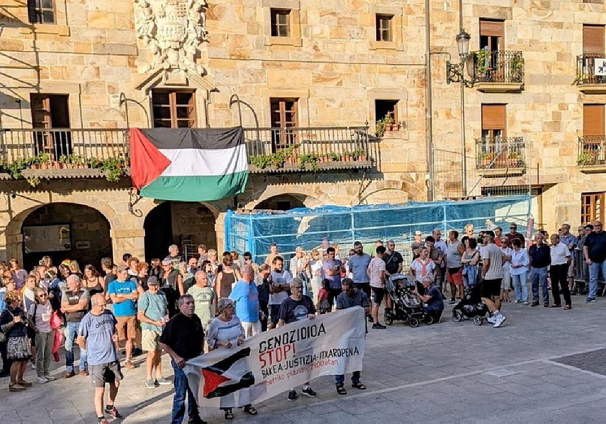 La plataforma Antzuola-Palestina ha convocado varios actos de denuncia del genocidio.