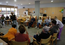 Musika Eskolako irakasleekin batera egindako musika tailerrarekin ospatu dute Branka Eguneko Zentroaren 21. Urteurrena.