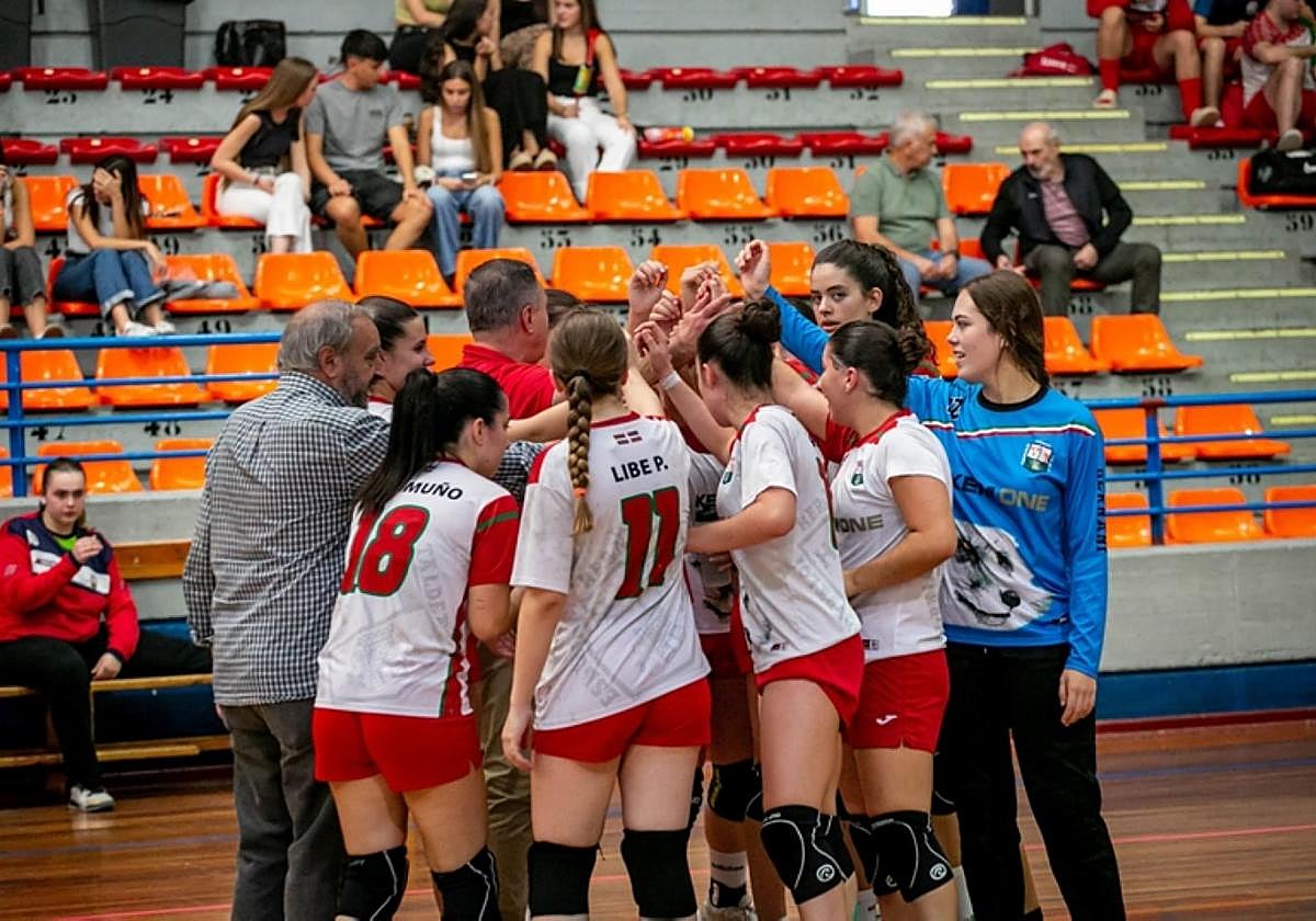 Jugadoras hernaniarras en el partido jugada el fin de semana.
