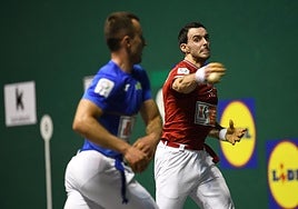 Altuna III, en el partido contra Bakaikoa del pasado sábado en el Astelena.