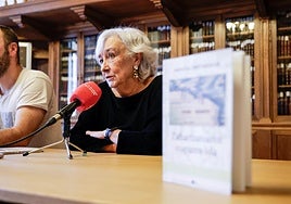 Arantxa Urretabizkaia, Donostian egindako agerraldian.