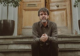 Gorka Urbizuk Abbey Road estudioetan grabatutako 'Bakan II' EPa argitaratu du