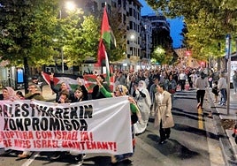 Hilaren 15ean egindako manifestaldia oso jendetsua izan zen.