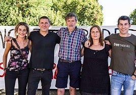 Miren Zabaleta, Arnaldo Otegi, Rafa Diez, Sonia Jacinto y Arkaitz Rodriguez.