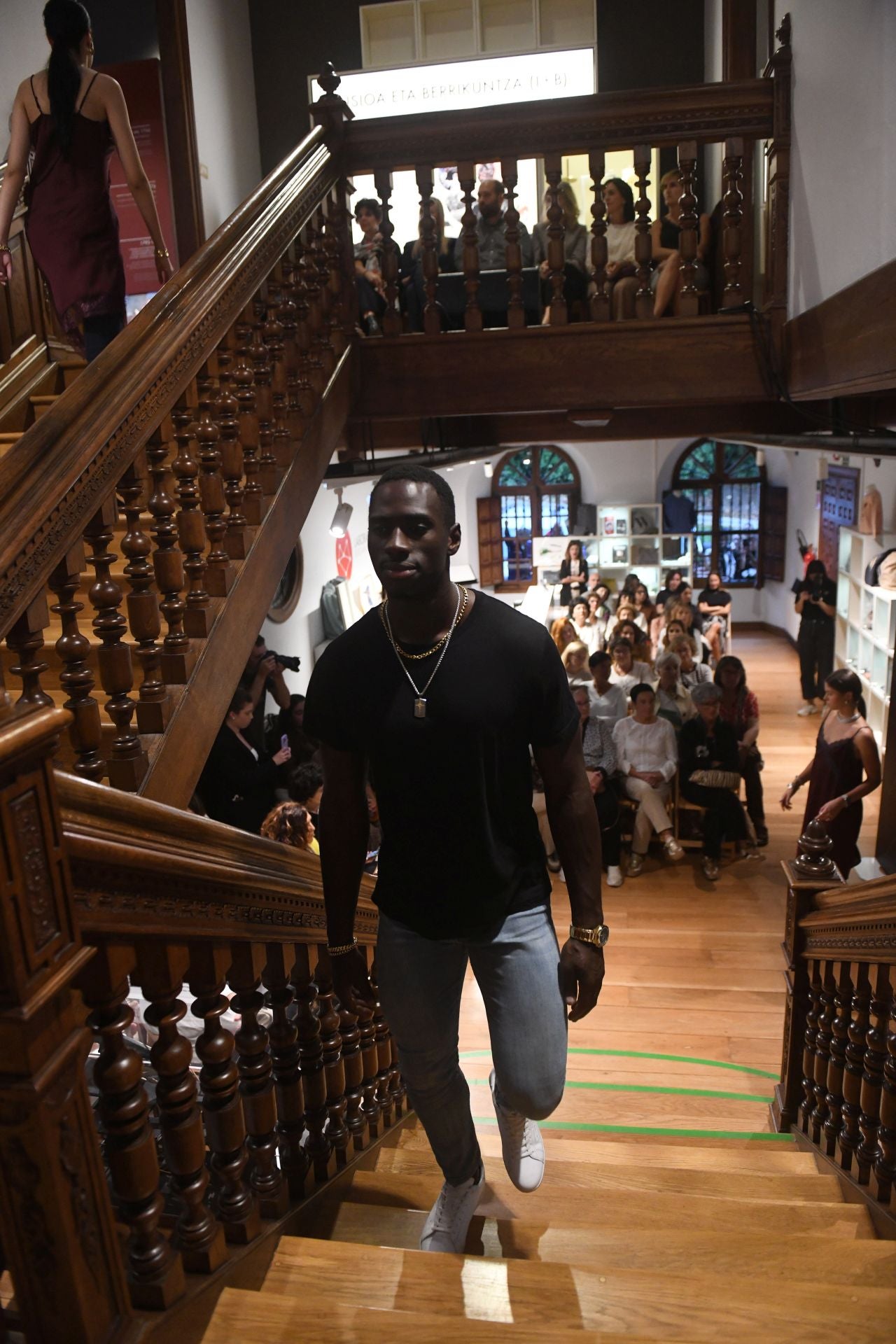 Fashion show en el Laboratorium Museoa de Bergara
