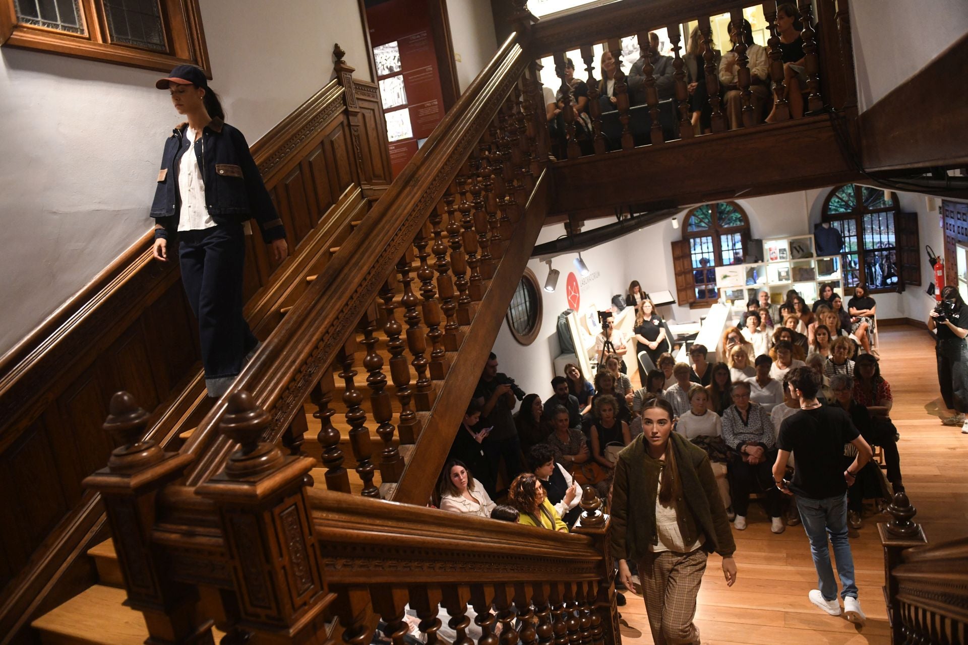 Fashion show en el Laboratorium Museoa de Bergara