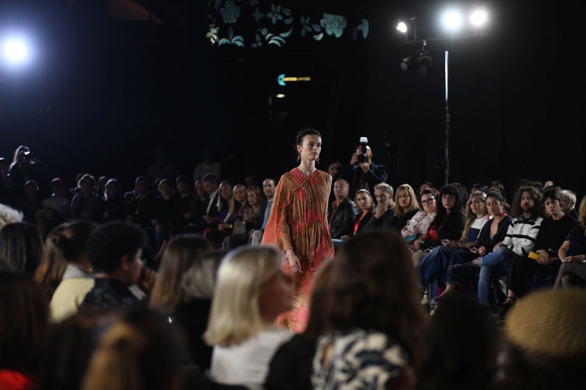 Desfile de Ailanto y CLARO Couture en el Museo Balenciaga