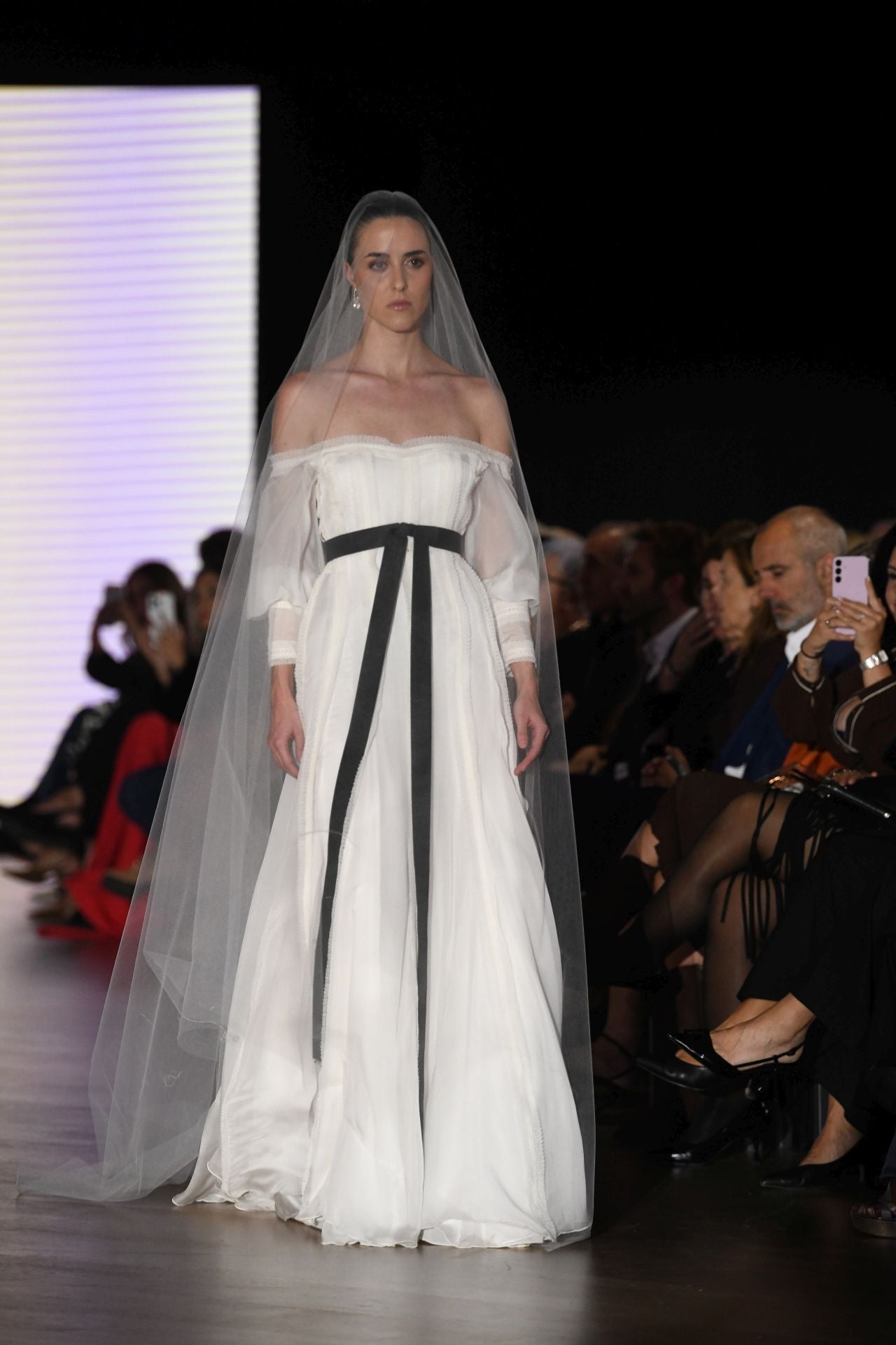 Desfile de Ailanto y CLARO Couture en el Museo Balenciaga