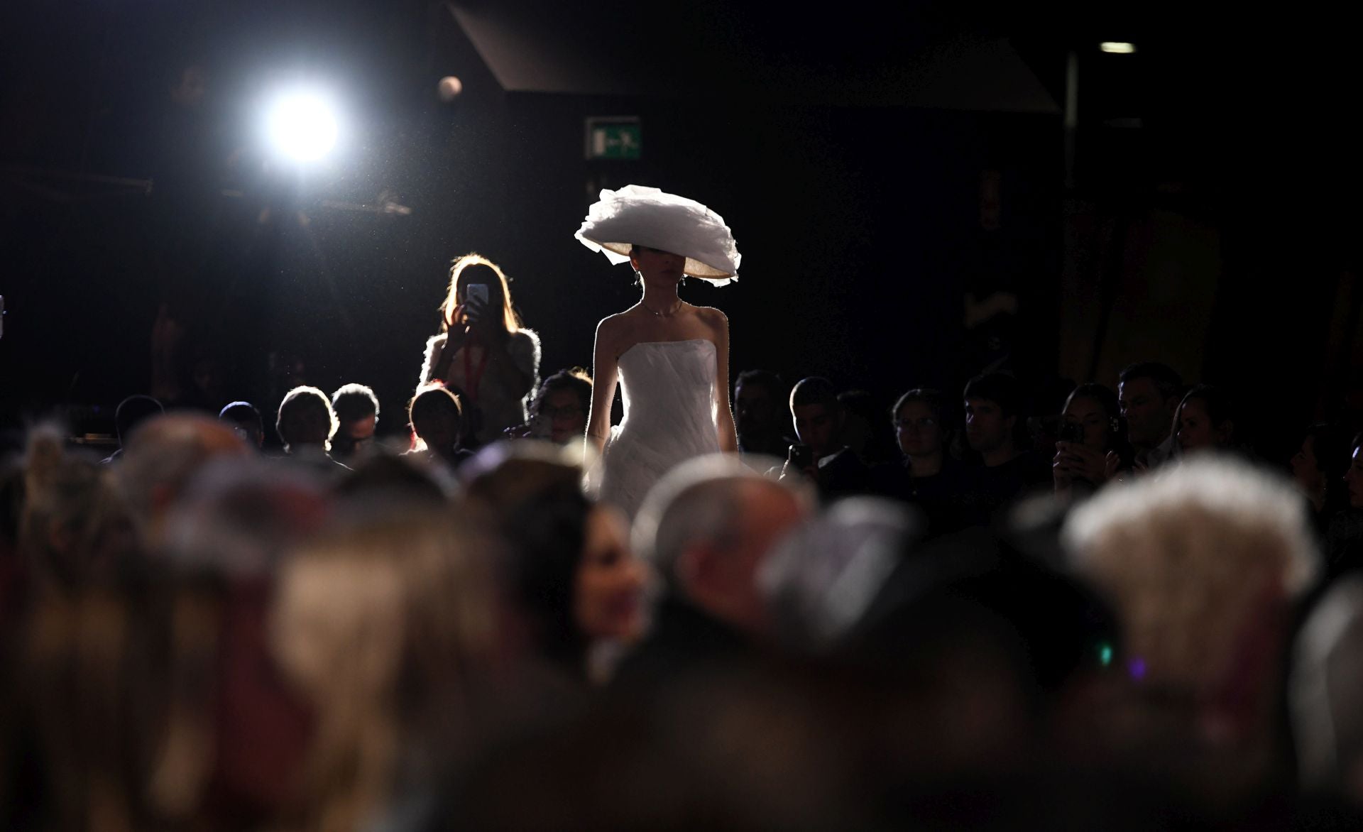 Desfile de Ailanto y CLARO Couture en el Museo Balenciaga