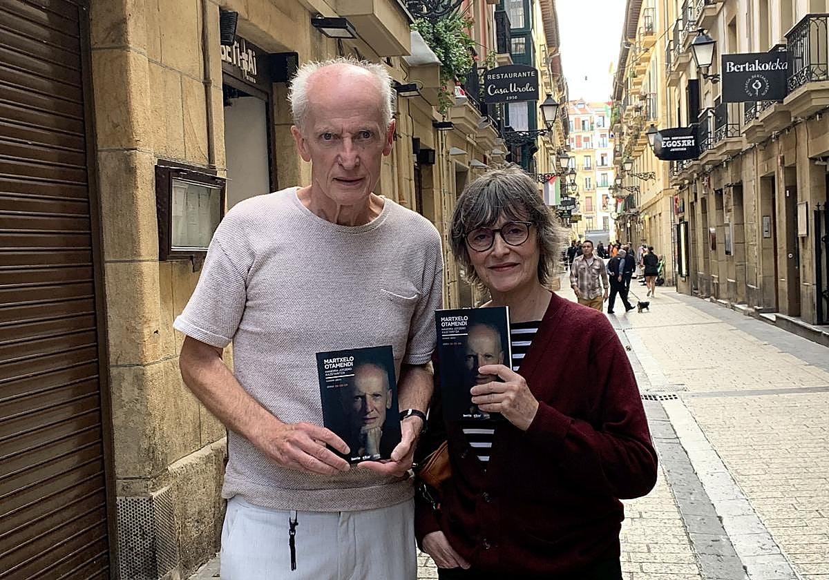 Martxelo Otamendi, «handira jotzeko kazetariaren» ibilbidea jaso dute