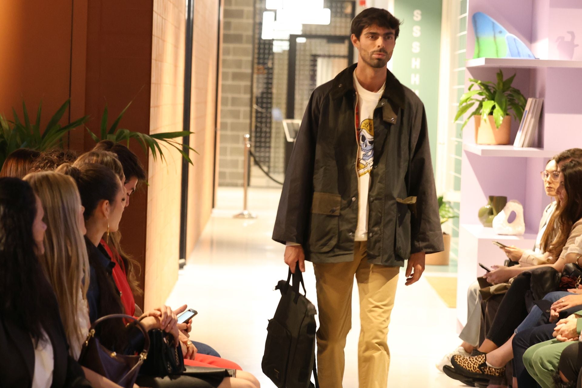 Una veintena de comercios y marcas donostiarras presenta sus propuestas en The Social Hub