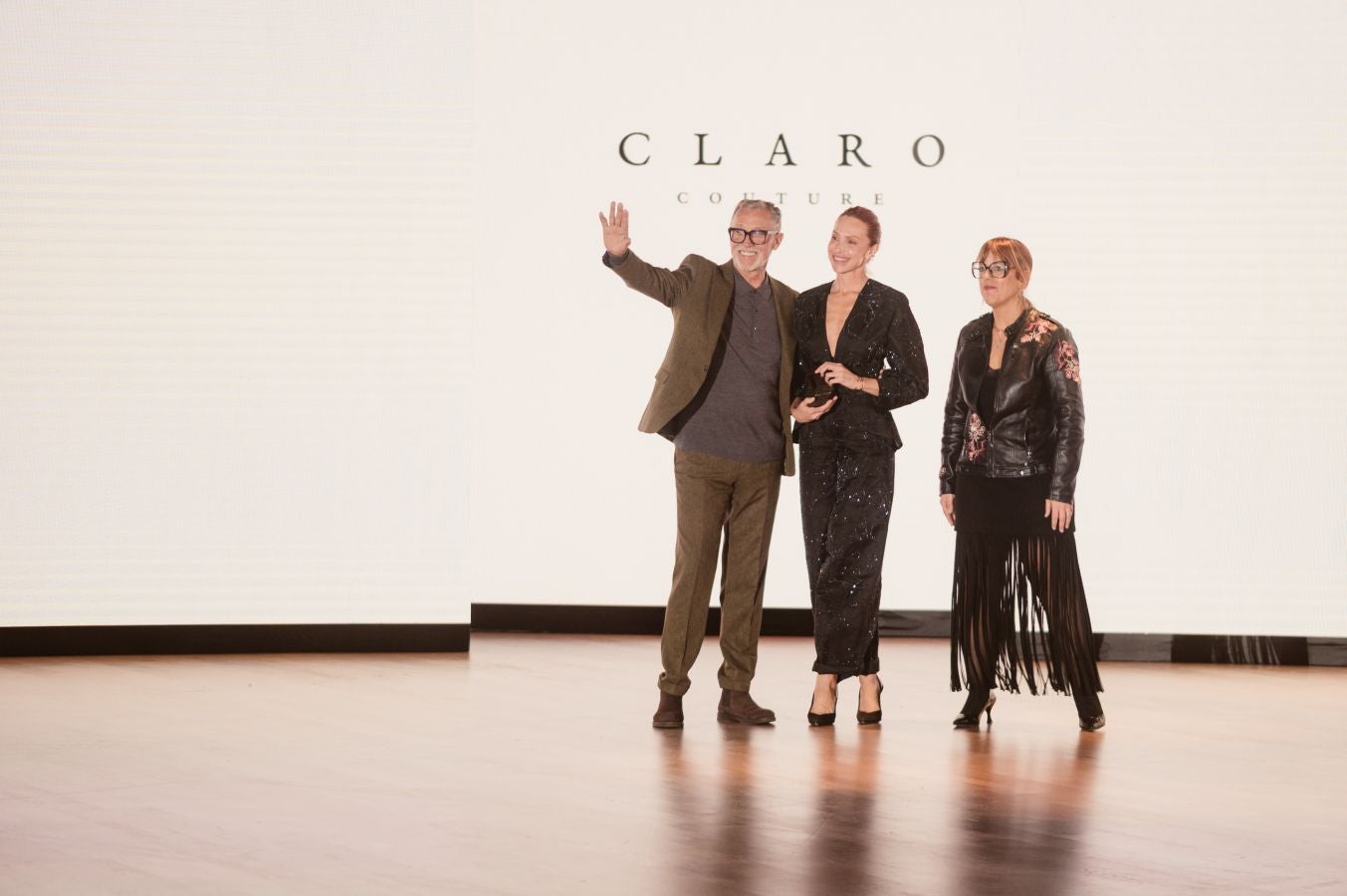 Arquitectura y poesía en el desfile de CLARO Couture